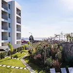 Relaxed Madeira With Pool & Balcony アパート カマラ・デ・ロボス