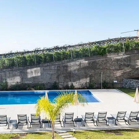 Relaxed Madeira With Pool & Balcony Διαμέρισμα Câmara de Lobos