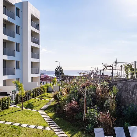 Relaxed Madeira With Pool & Balcony Διαμέρισμα Câmara de Lobos